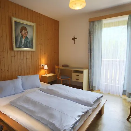 Gaestehaus Lienharterhof オーバーティリアッハ